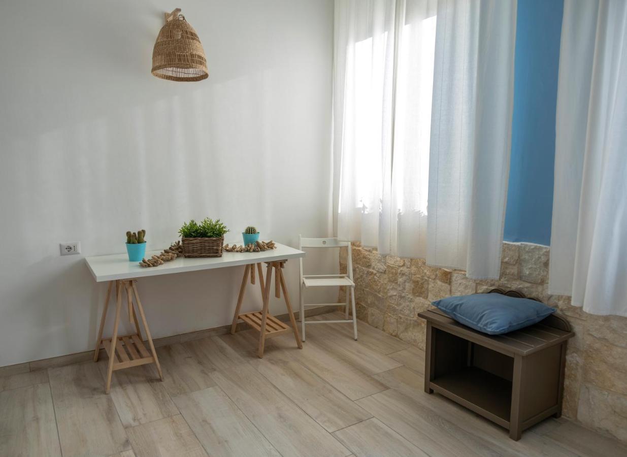 Torrelama Room&Breakfast Trani Exterior foto
