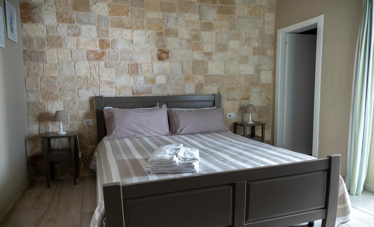 Torrelama Room&Breakfast Trani Exterior foto