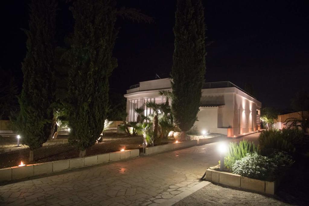 Torrelama Room&Breakfast Trani Exterior foto